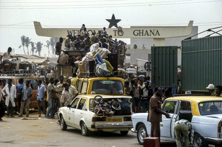 Returning refugees at the Ghana border. (Photo by Michel Setboum/Getty Images)