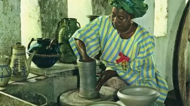 Ladi Kwali during work